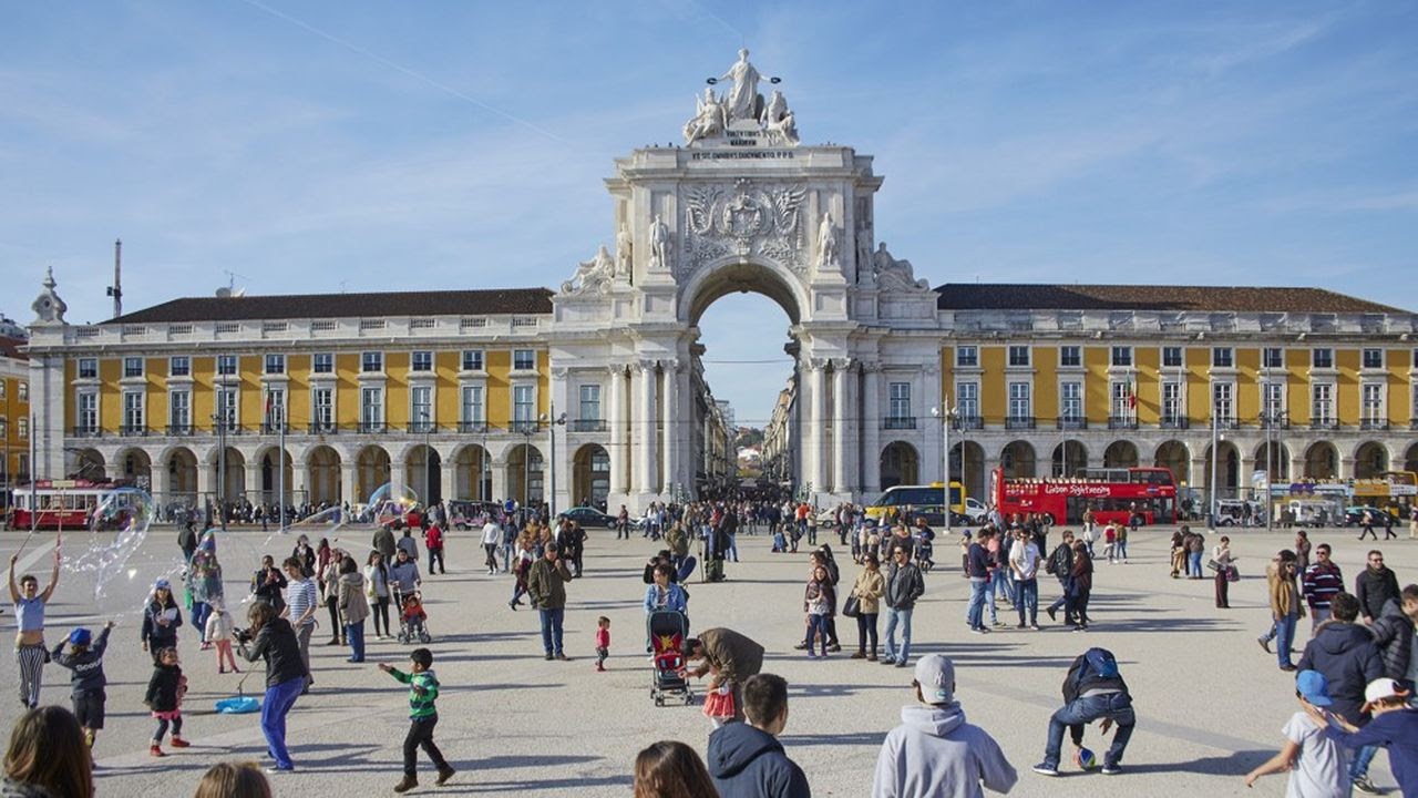 Le tourisme au Portugal affiche des recettes record en 2022